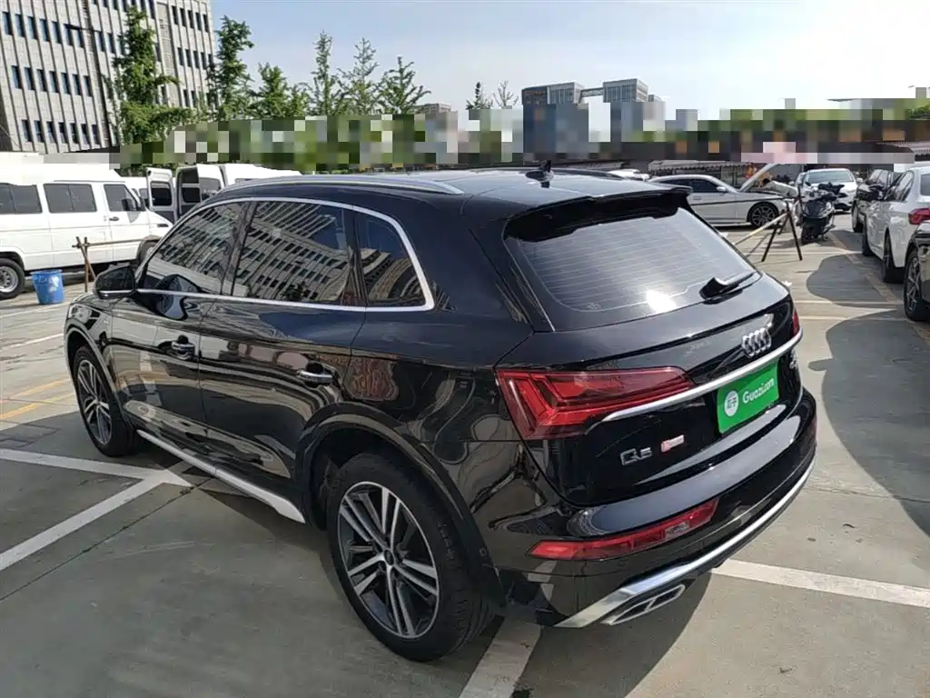 Audi Q5L 2022 — фото 5