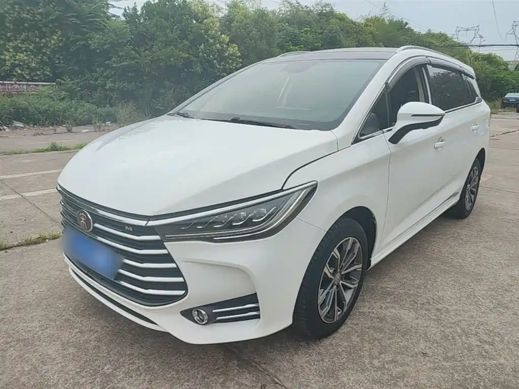 BYD MAX 2021 — фото 1
