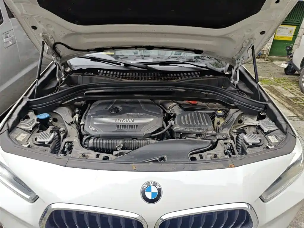 BMW X2 2022 — фото 21