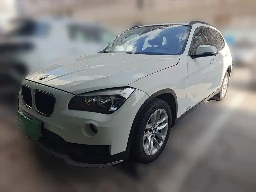 BMW X1 2016 — фото 1