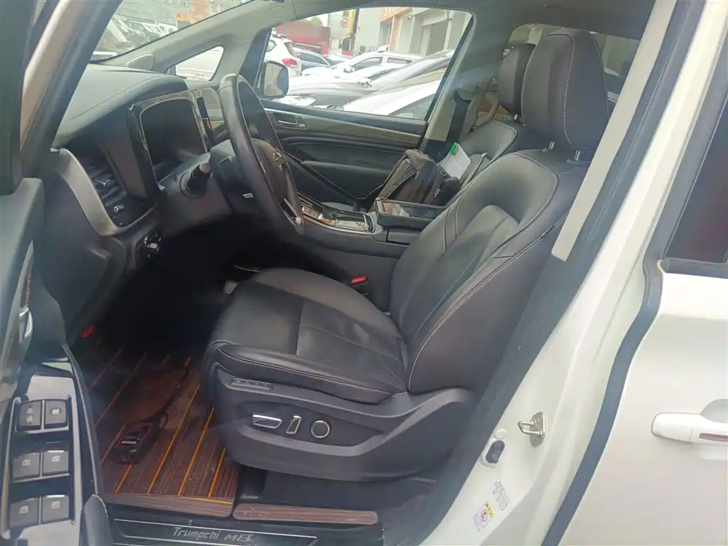 GAC Motor Trumpchi M8 2022 — фото 11