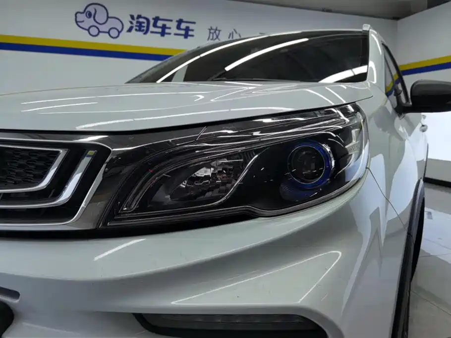 Geely Vision X3 2021 — фото 5