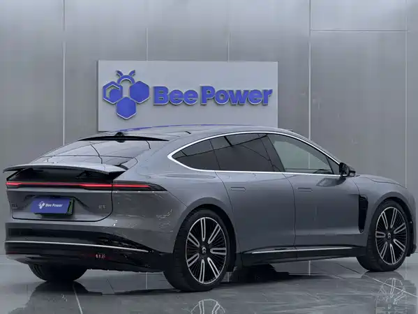 NIO ET9 2025