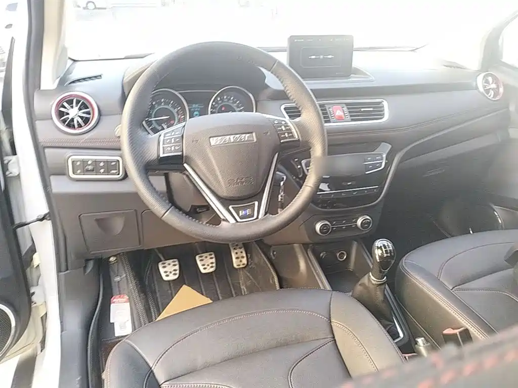 Haval H1 2018 — фото 10