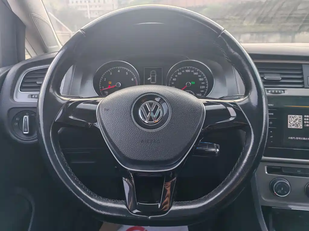 Volkswagen Golf 2015 — фото 19