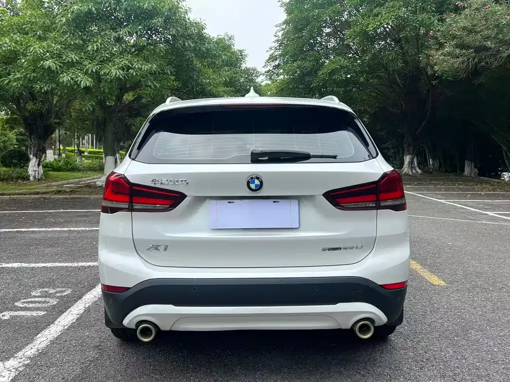 BMW X1 2020 — фото 8