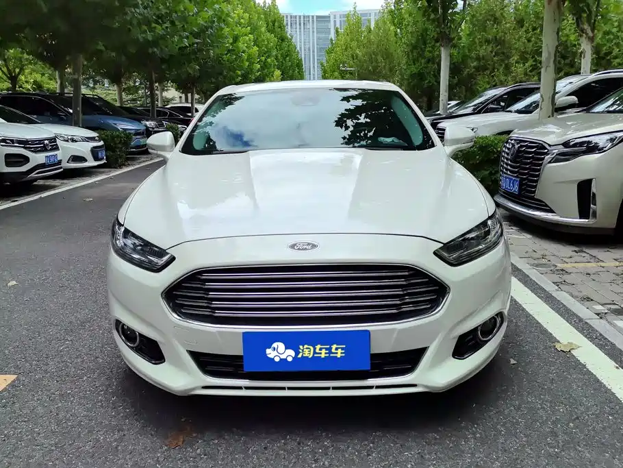 Ford Mondeo 2014 — фото 2
