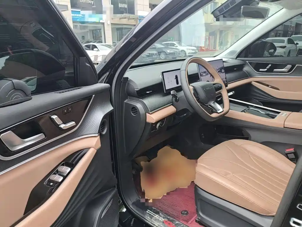 Chery Tiggo 8L 2024 — фото 16