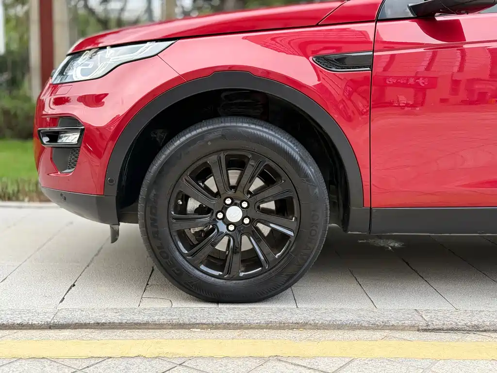 Land Rover Discovery Sport 2019 — фото 9