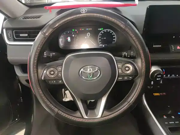 Toyota RAV4 2023