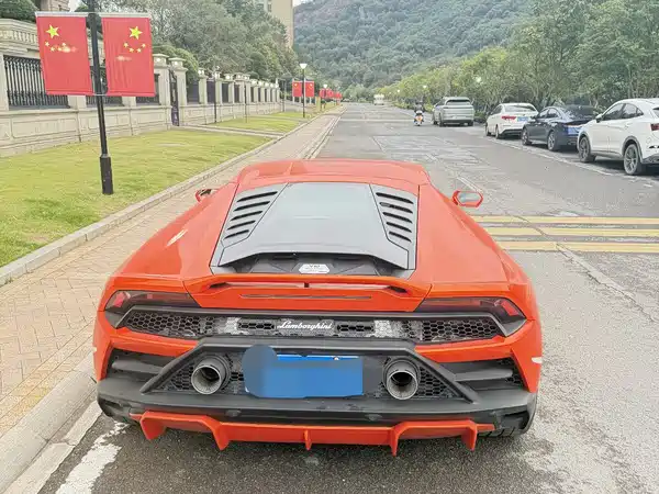 Lamborghini Huracan 2020