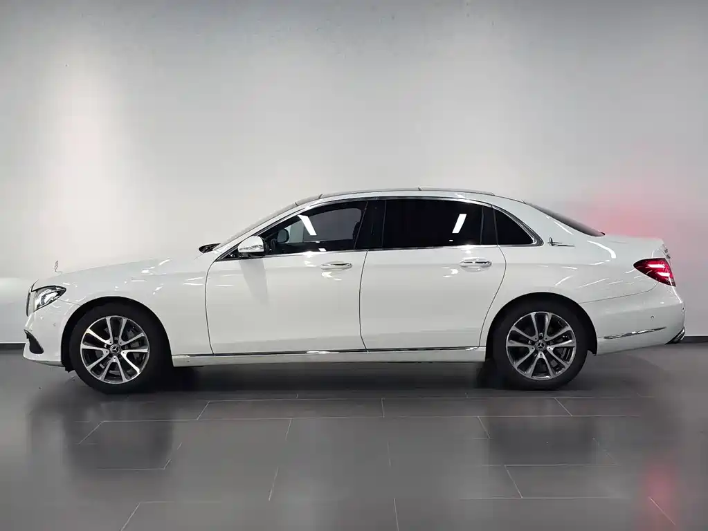Mercedes-Benz E-Class 2018