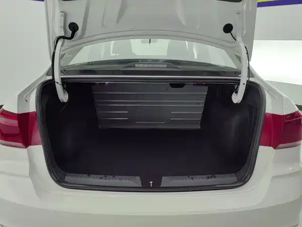 Volkswagen Santana 2021