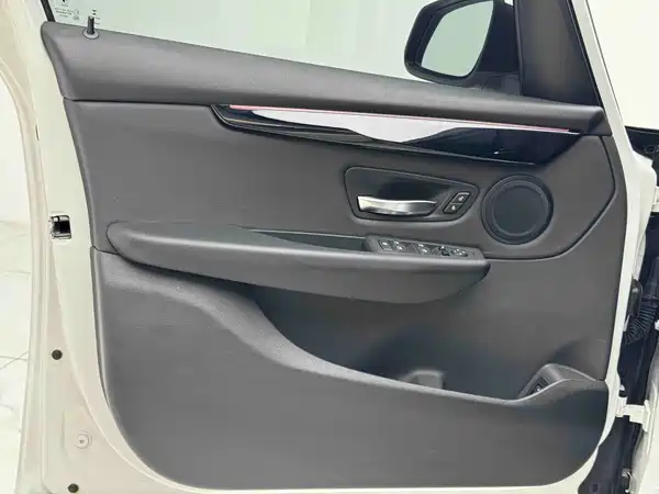 BMW 2 Series Station Wagon 2019