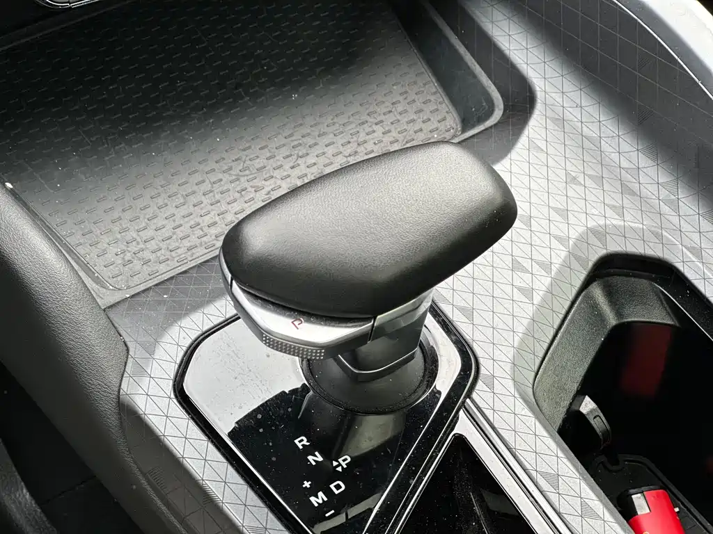Geely Xingrui 2024 — фото 16