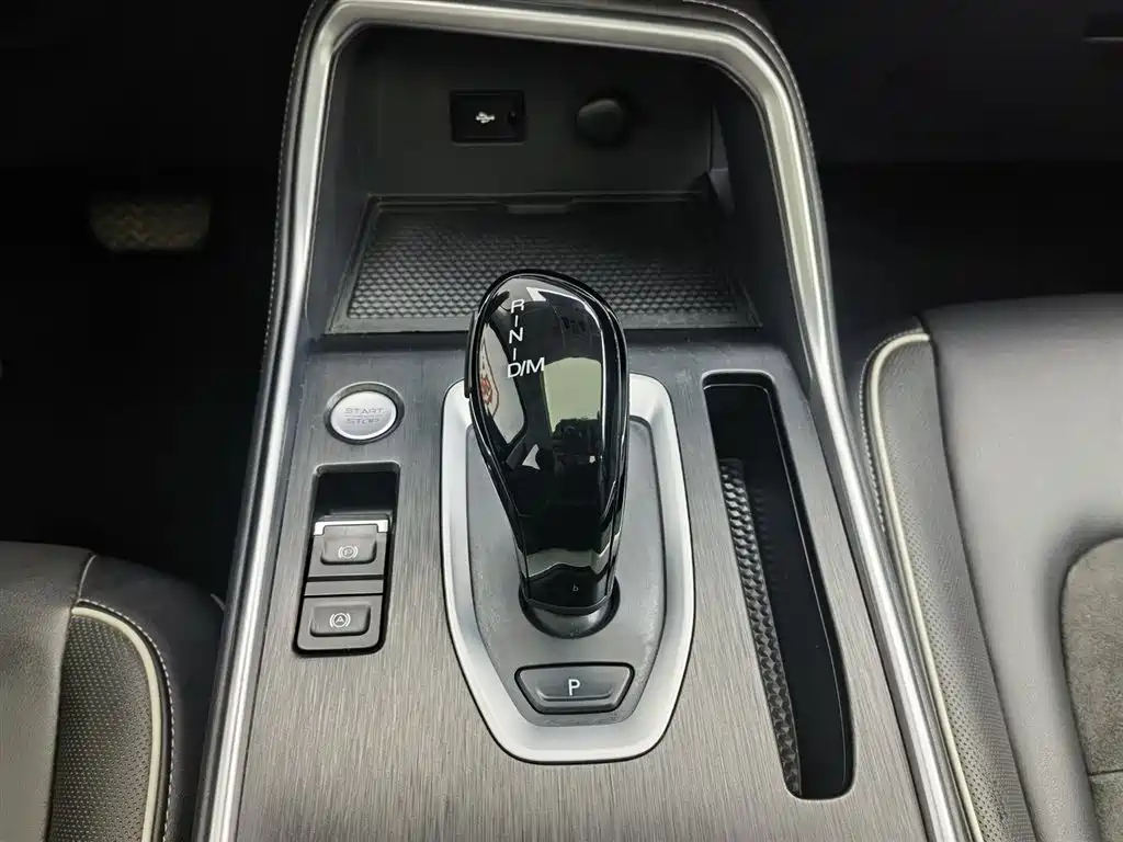 Haval H6 2023 — фото 13