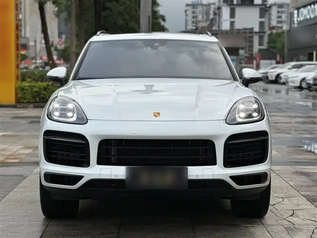 Porsche Cayenne 2023 — фото 9