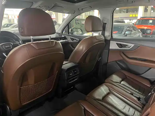 Audi Q7 2016