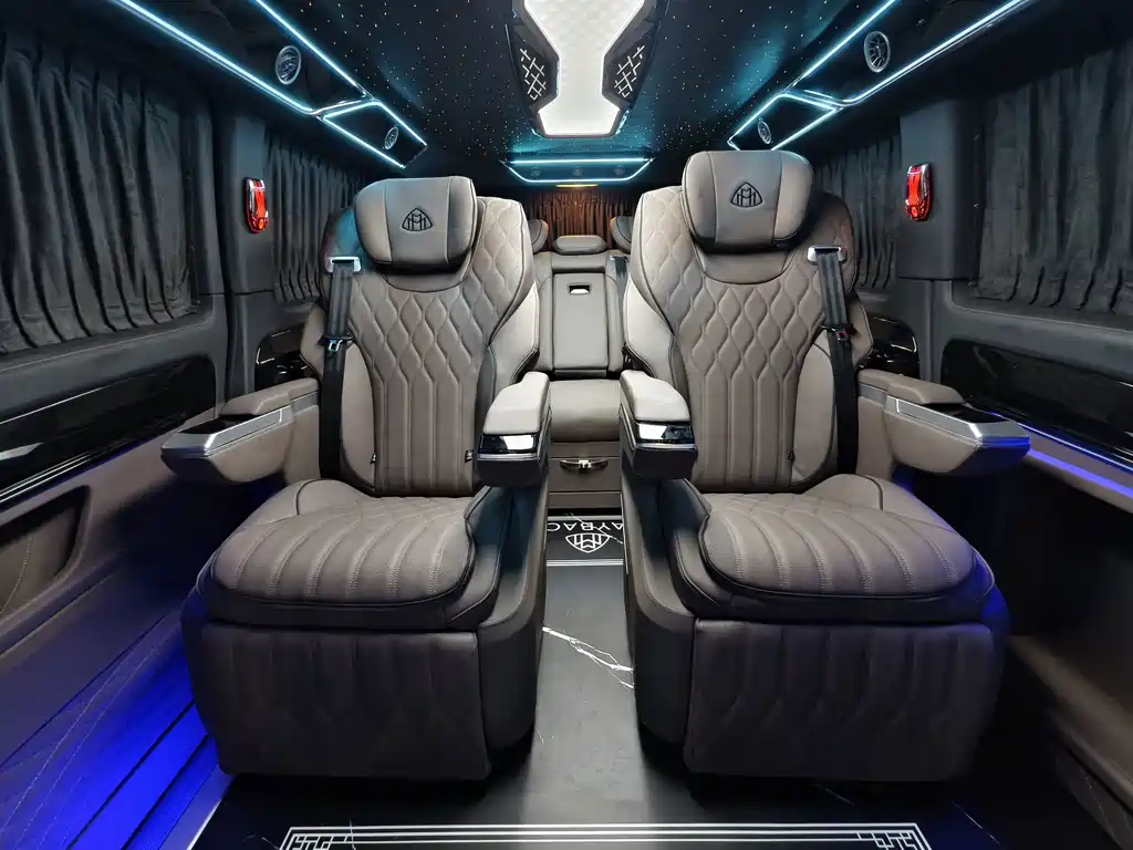Mercedes-Benz Vito 2022 — фото 12