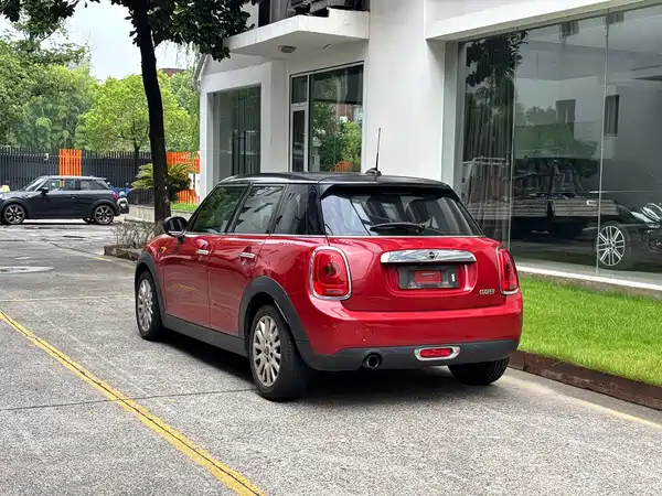 MINI 2016