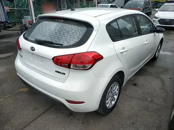 Kia K3S 2015