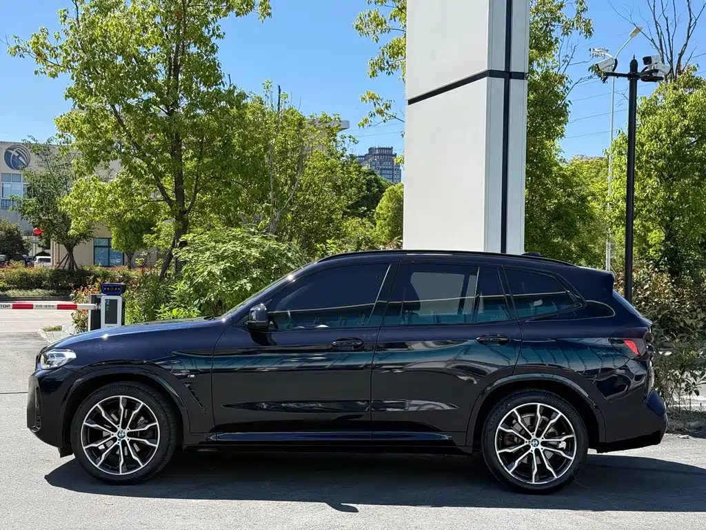 BMW X3 2022 — фото 3
