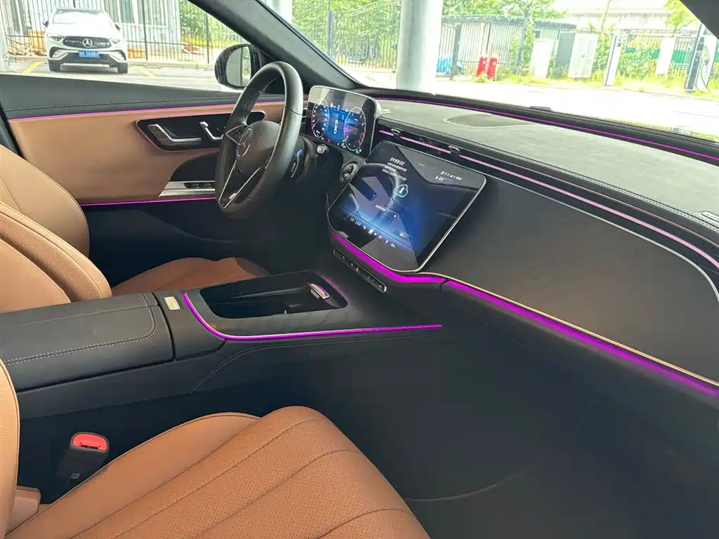 Mercedes-Benz E-Class 2025