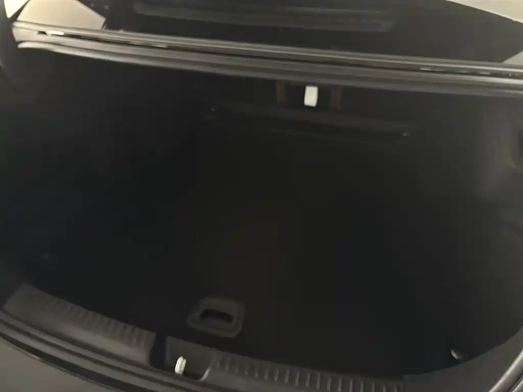Mercedes-Benz E-Class 2025