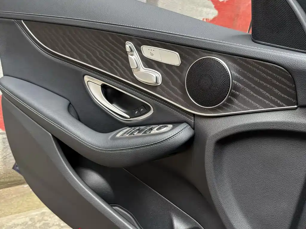 Mercedes-Benz C-Class 2018