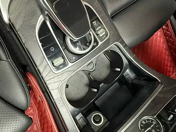 Mercedes-Benz C-Class 2018