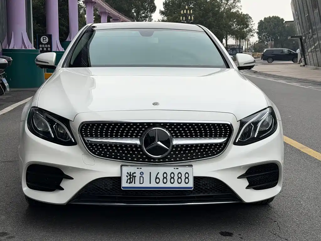Mercedes-Benz E-Class 2019 — фото 2