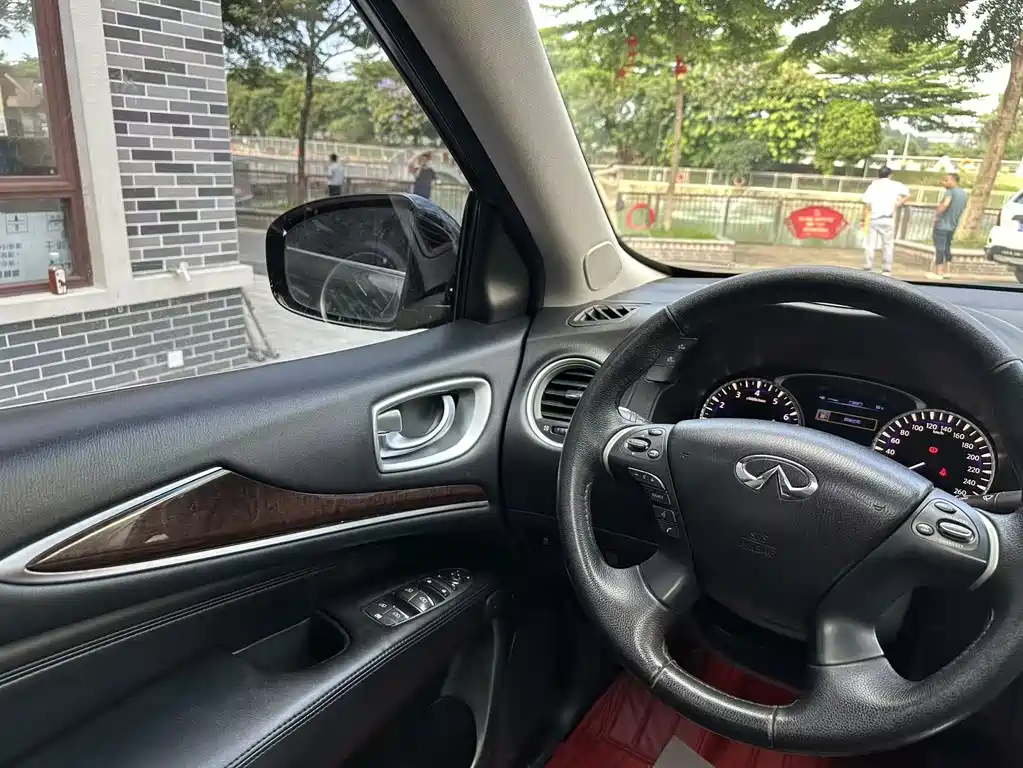 Infiniti JX 2014 — фото 19