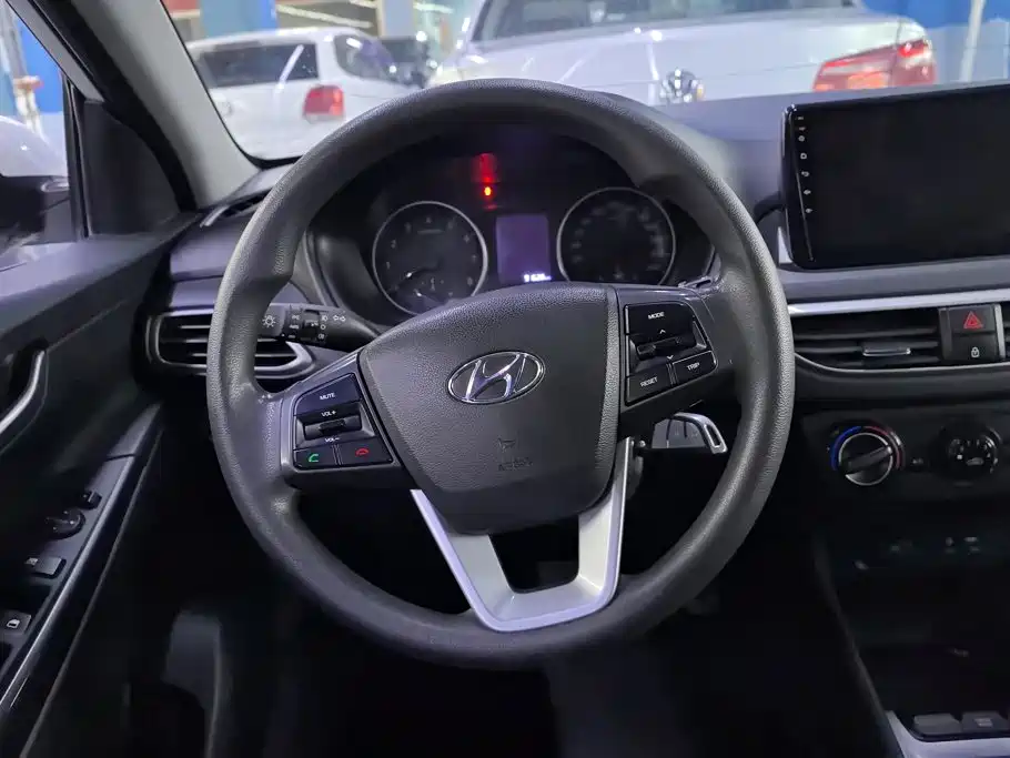 Hyundai Yuedong 2018 — фото 15