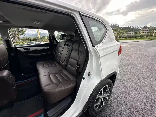 Dongfeng Jingyi X5 2017