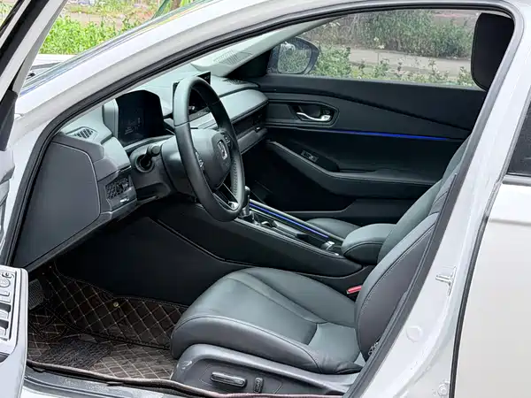 Honda Accord 2025