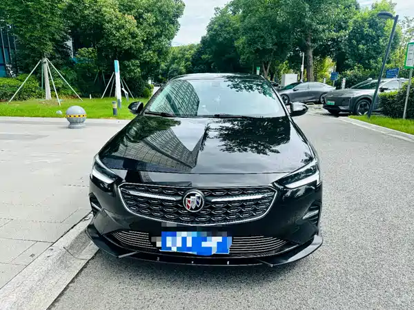 Buick Regal 2023