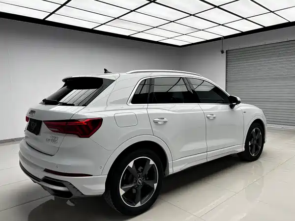 Audi Q3 2022