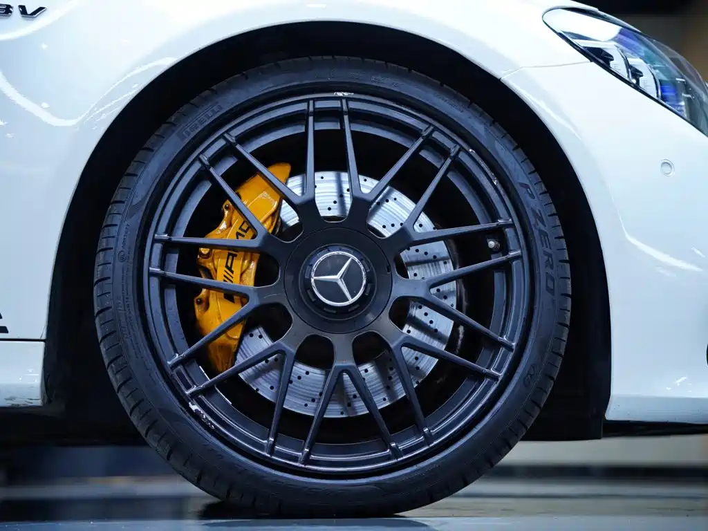 Mercedes-Benz C-Class AMG 2020 — фото 10