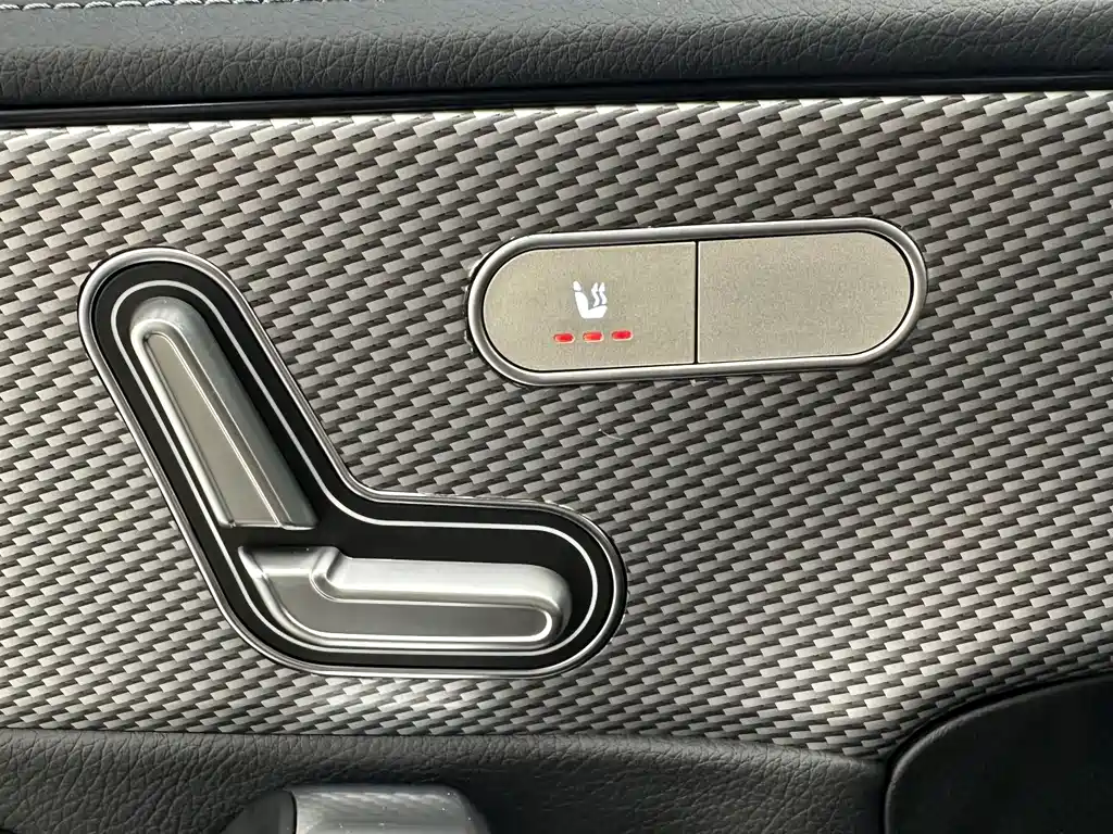 Mercedes-Benz A-Class 2024 — фото 15