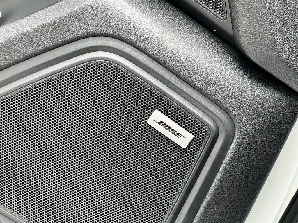 Porsche Macan 2023 — фото 25