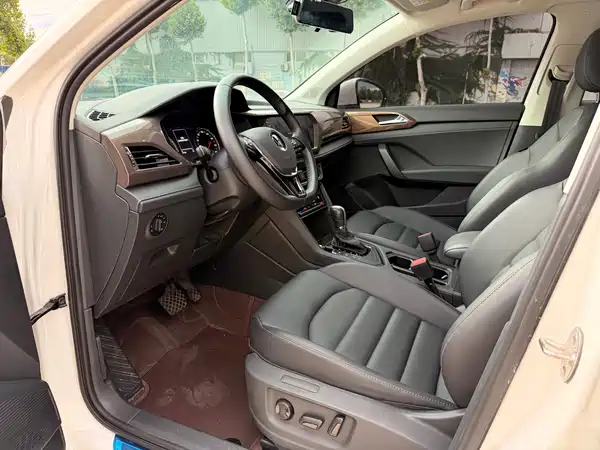 Volkswagen Tharu 2022