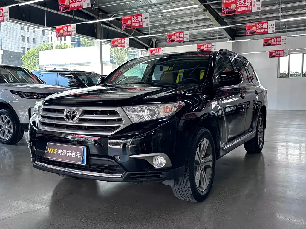Toyota Highlander 2013 — фото 1