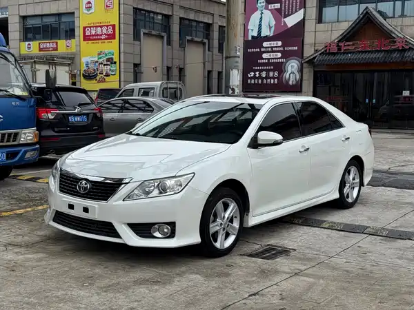Toyota Camry 2014