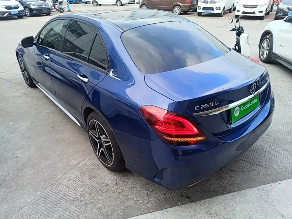 Mercedes-Benz C-Class 2021