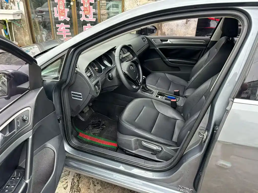 Volkswagen Golf 2014