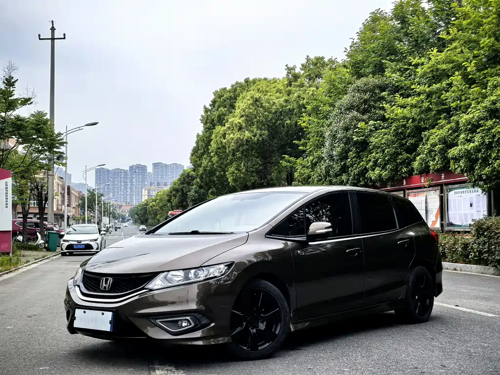Honda Jade 2014