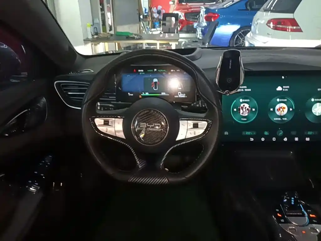 BYD Seal 2023 — фото 11
