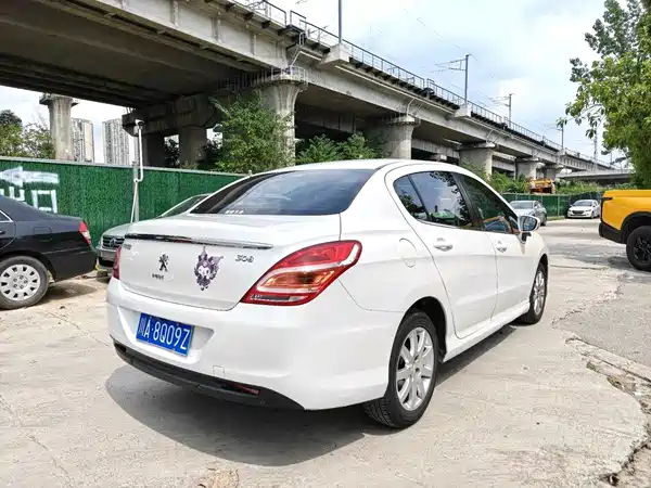 Peugeot 308 2016