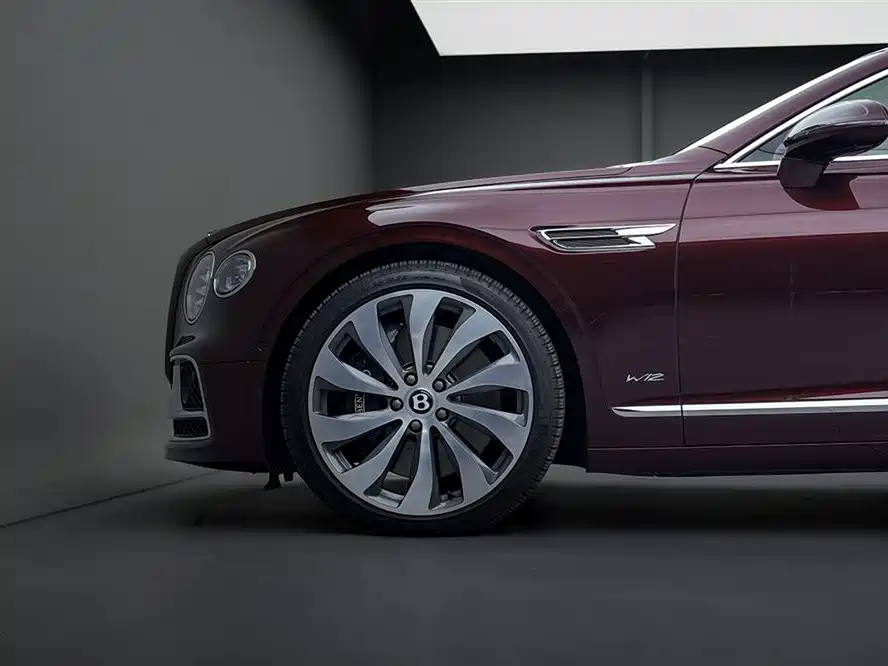 Bentley Flying Spur 2020 — фото 5