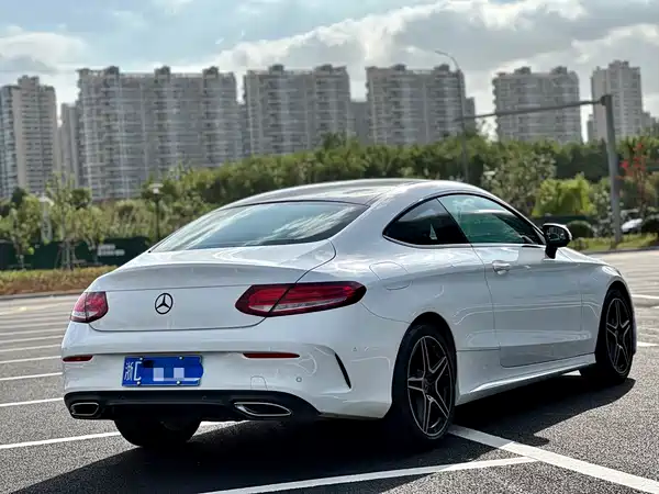 Mercedes-Benz C-Class 2021